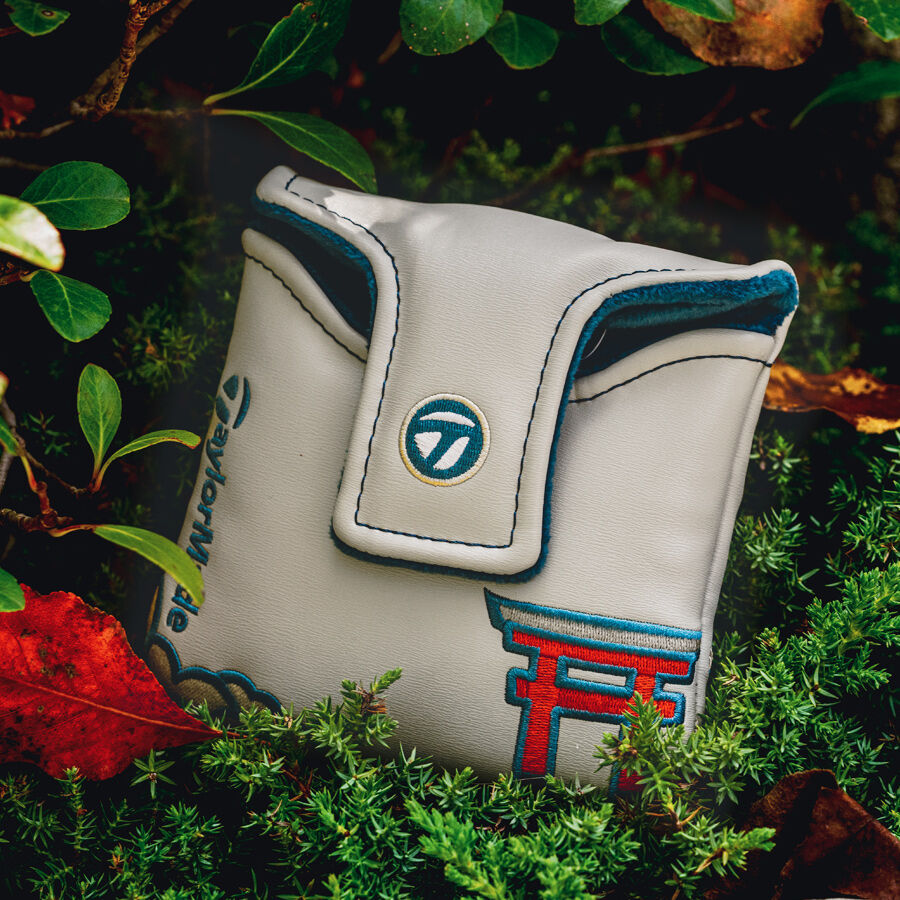 テーラーメイド富士山パターカバー テーラーメイド限定完売品 FUJIスパイダー パターカバー新品 富士山の