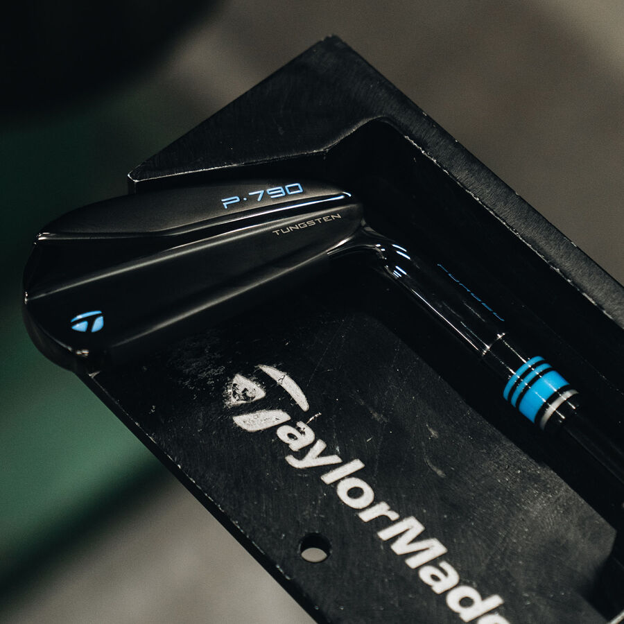 P790 Phantom Black Prism | Blue | TaylorMade