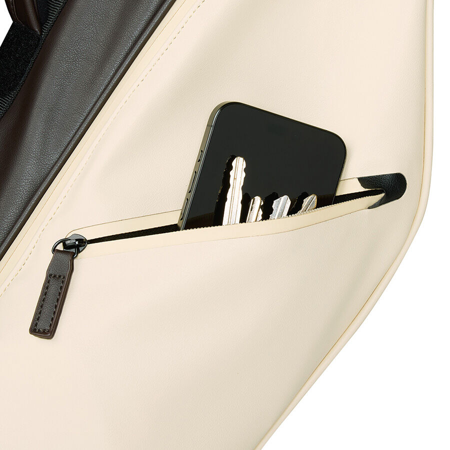 FlexTech Carry Premium Stand Bag | TaylorMade