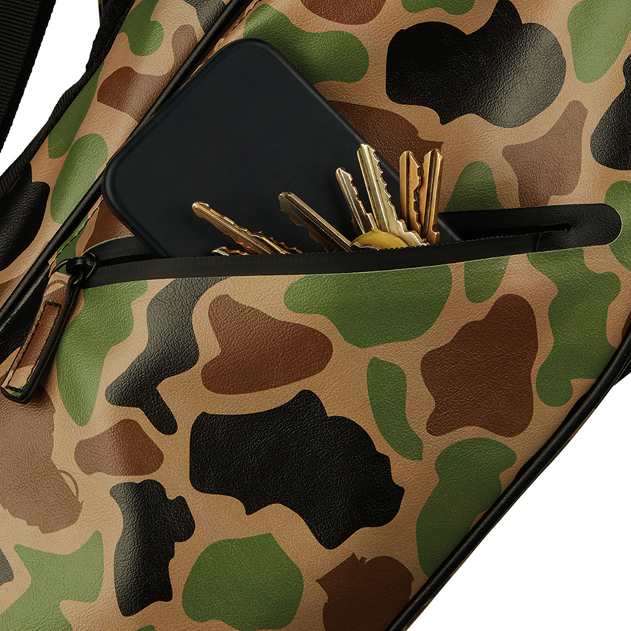 FlexTech Carry Premium Stand Bag | TaylorMade